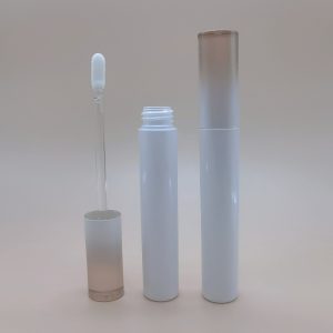 106# 4.5ML plastic lip gloss tube