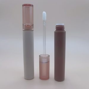 107# 4.5ML plastic lip gloss tube
