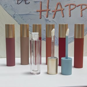 032# 2.6ml-Plastic lip gloss tube
