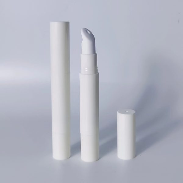 145#Plastic lip gloss essence lipstick - Ceramic head - Lip gloss tube
