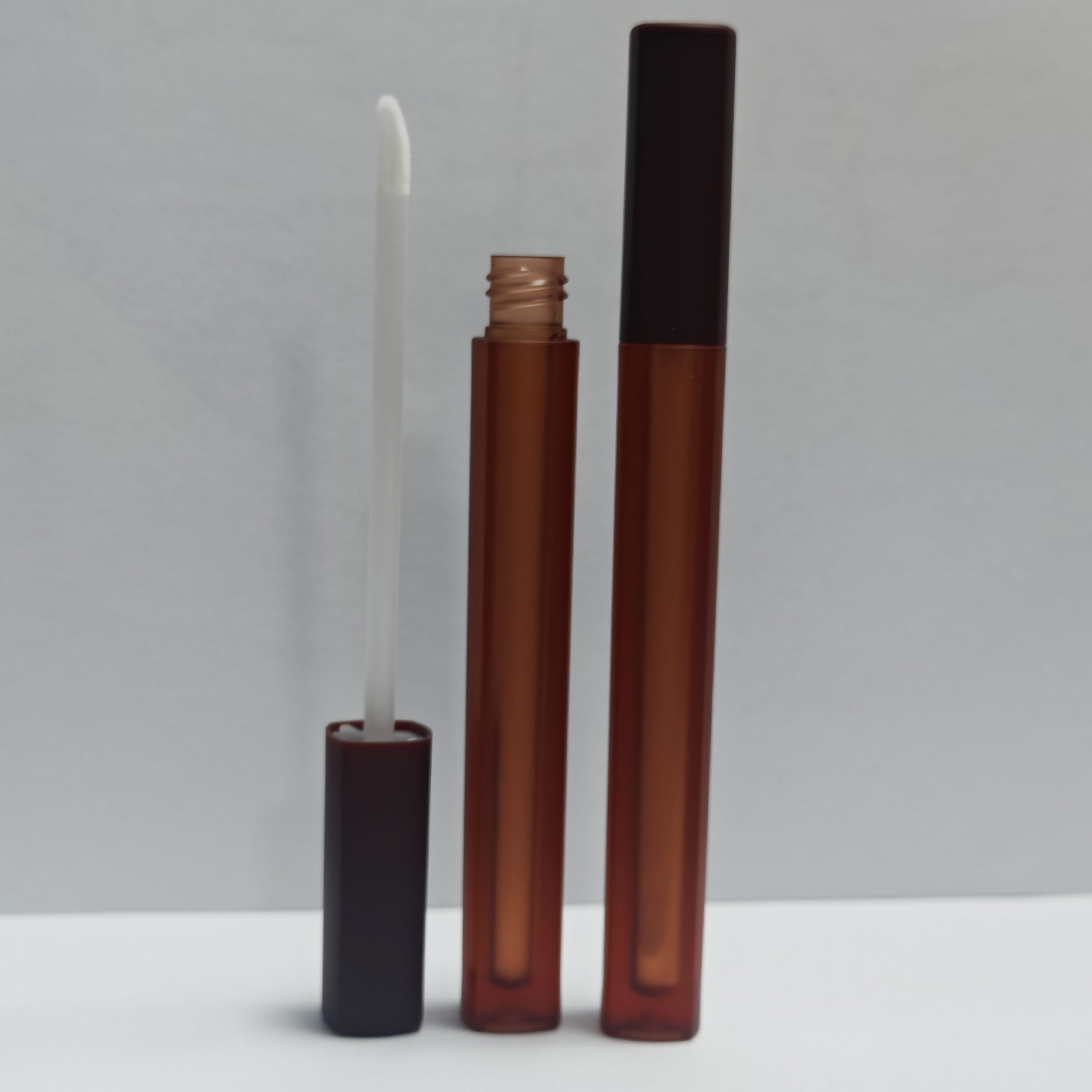 131# 2ML-3ML Plastic Square lip gloss tube