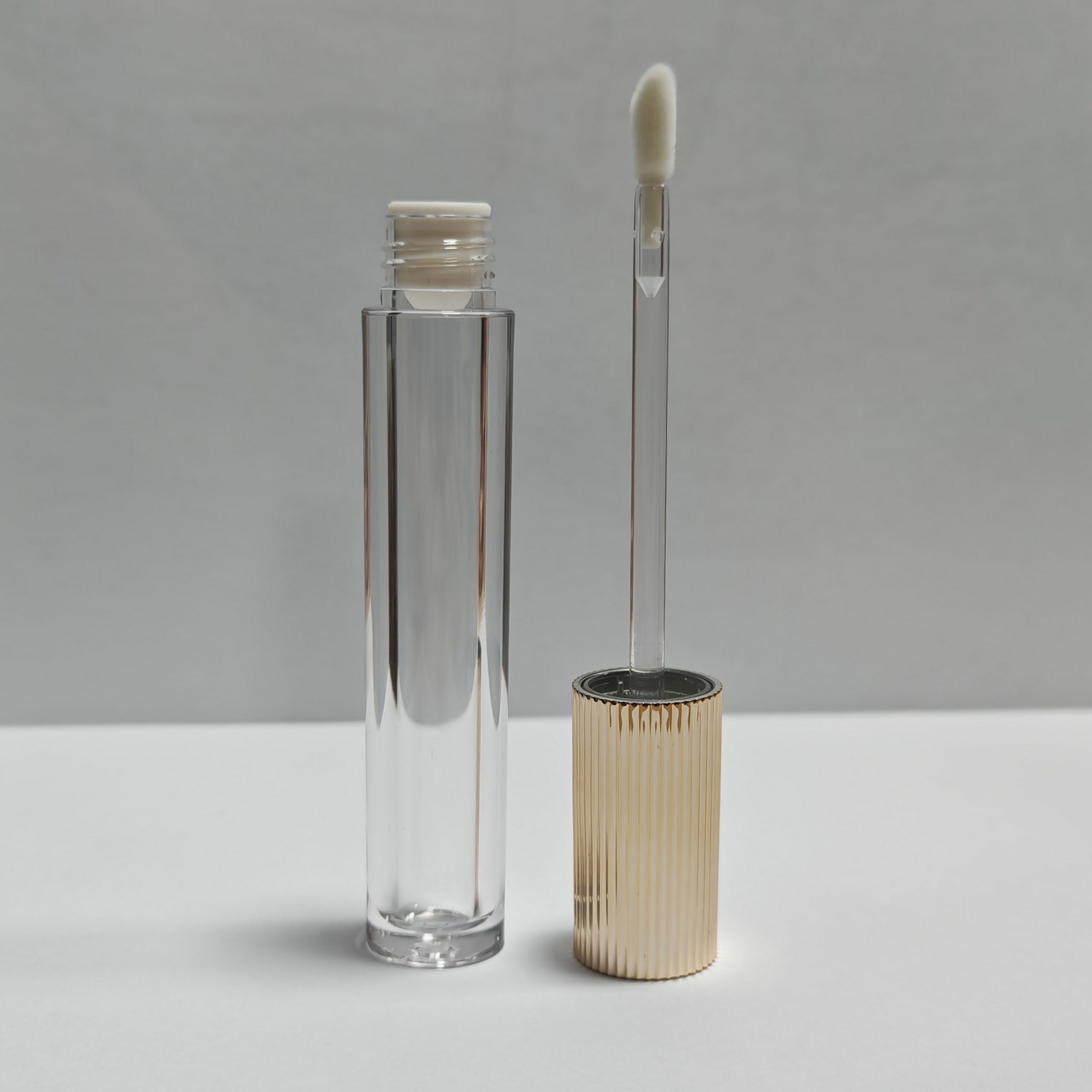 137# 5ML Plastic lip gloss tube-The lid has raised lines around its rim - 图片 9
