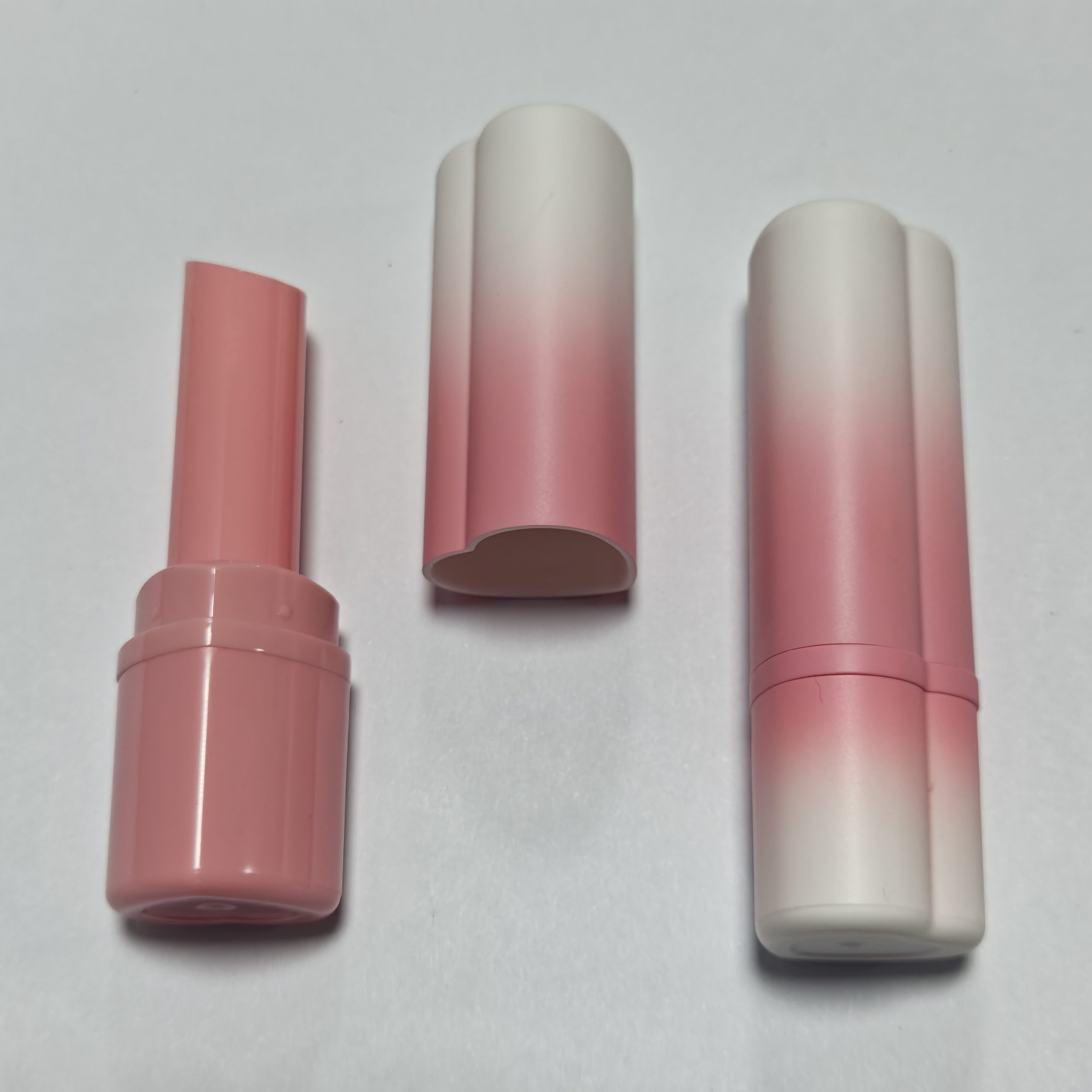 198#- Plastic Lipstick-Lip balm tube -Heart-shaped and cute - 图片 5